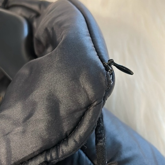 Authentic FENDI Tessuto Nylon Jacket - Picture 13 of 17